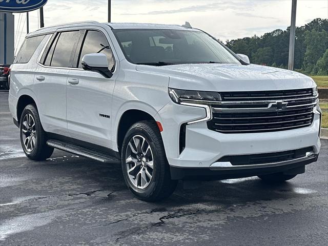 Photo of 2024 Summit White Chevrolet Tahoe