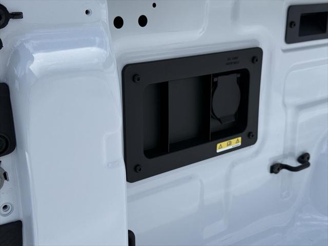 Photo of 2025 Oxford White Ford Ranger