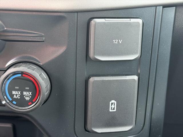 Photo of 2025 Oxford White Ford F-150