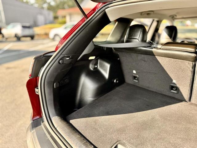 Photo of 2021 Velvet Red Pearlcoat Jeep Cherokee