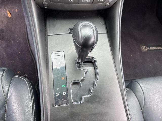 Photo of 2012 Obsidian Lexus IS 250