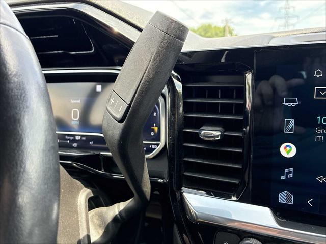 Photo of 2022 Glacier Blue Metallic Chevrolet Silverado 1500