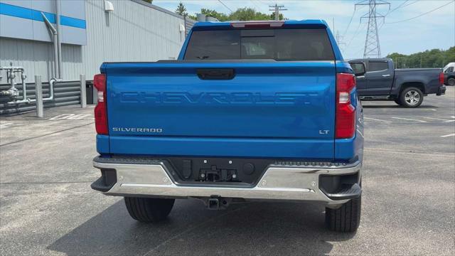 Photo of 2022 Glacier Blue Metallic Chevrolet Silverado 1500