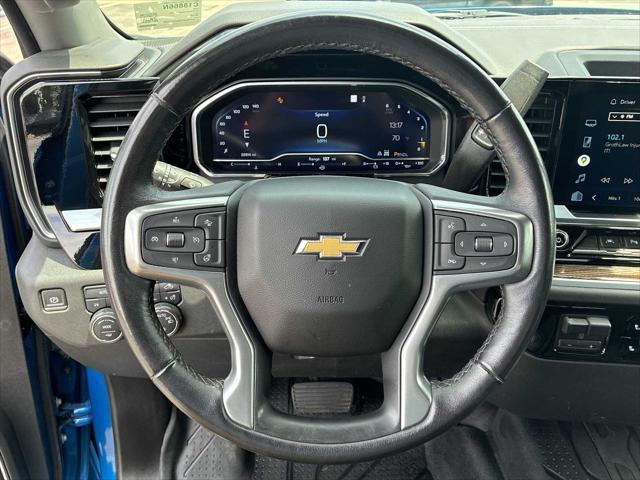 Photo of 2022 Glacier Blue Metallic Chevrolet Silverado 1500