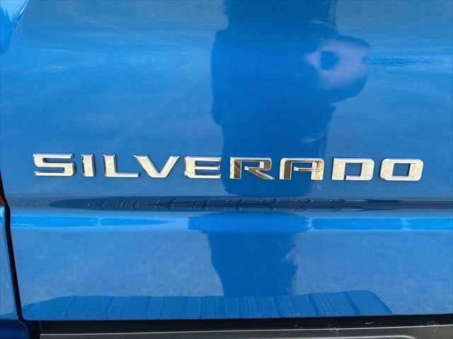 Photo of 2022 Glacier Blue Metallic Chevrolet Silverado 1500
