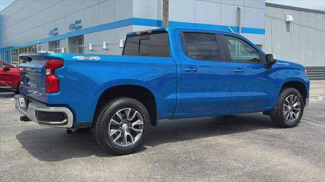 Photo of 2022 Glacier Blue Metallic Chevrolet Silverado 1500