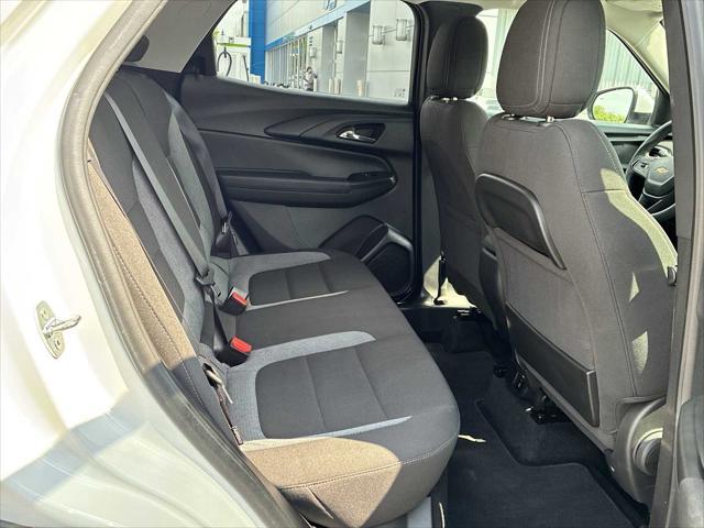 Photo of 2022 Summit White Chevrolet Trailblazer