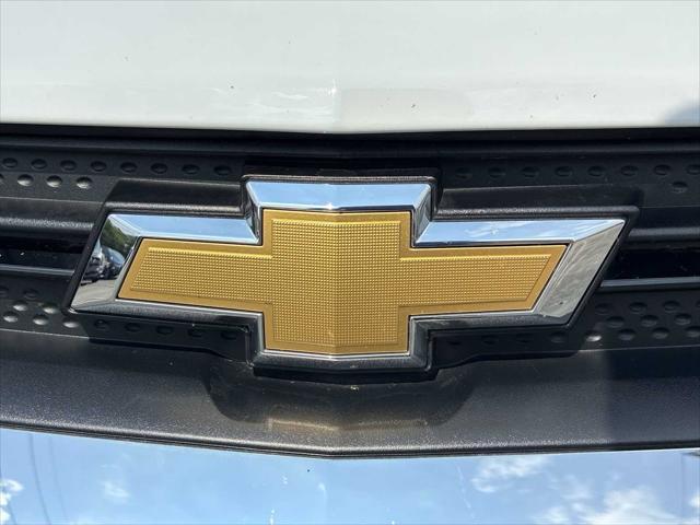 Photo of 2022 Summit White Chevrolet Trailblazer