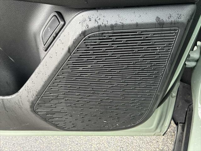 Photo of 2025 Cacti Green Chevrolet Equinox