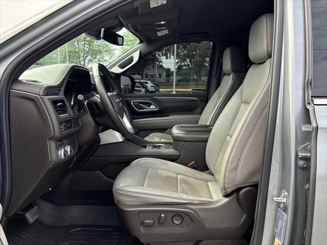Photo of 2023 GRAY GMC Yukon