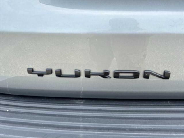 Photo of 2023 GRAY GMC Yukon