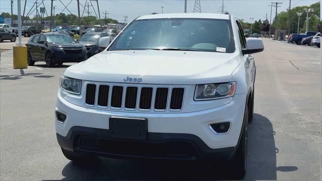 Photo of 2015 Bright White Clearcoat Jeep Grand Cherokee