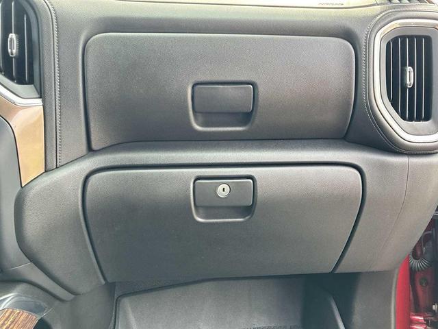 Photo of 2021 Cherry Red Tintcoat Chevrolet Silverado 1500