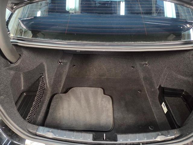Photo of 2017 Black BMW 320