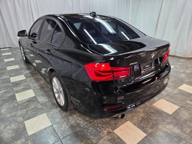 Photo of 2017 Black BMW 320