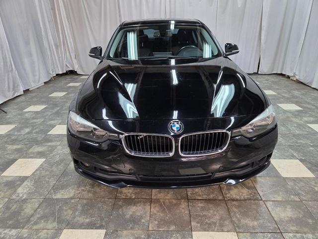 Photo of 2017 Black BMW 320