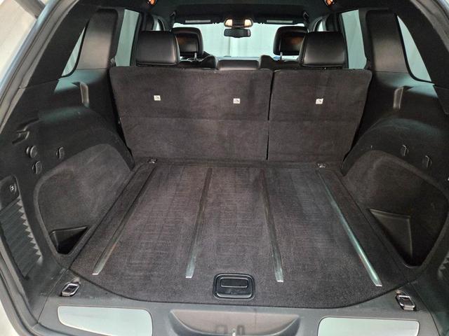 Photo of 2015 Bright White Clearcoat Jeep Grand Cherokee