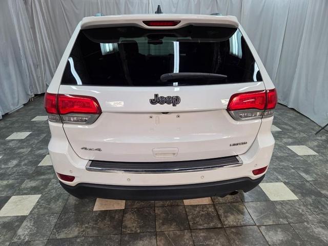 Photo of 2015 Bright White Clearcoat Jeep Grand Cherokee