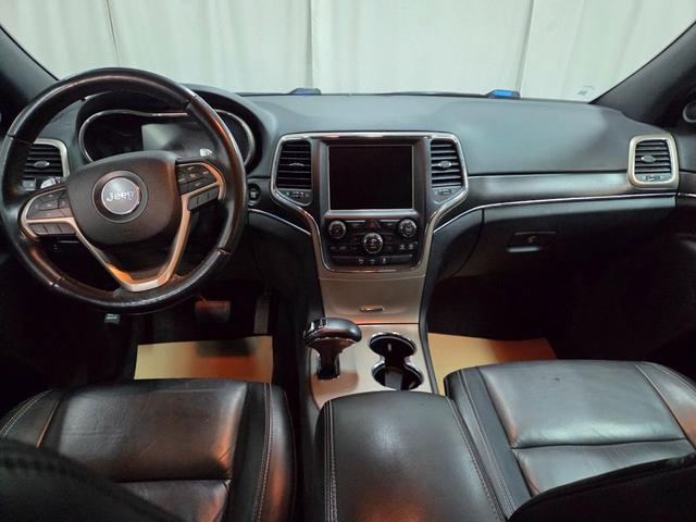 Photo of 2015 Bright White Clearcoat Jeep Grand Cherokee