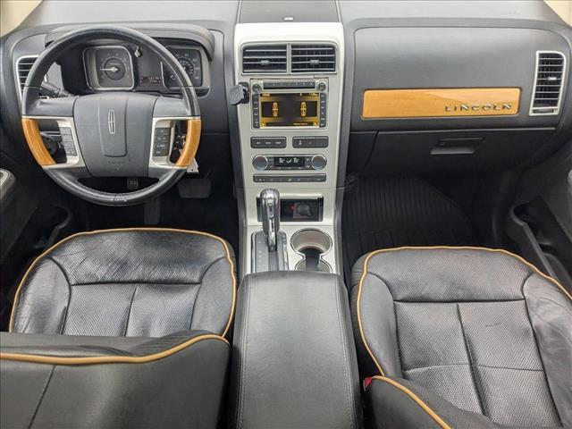 Photo of 2010 Tuxedo Black Metallic Lincoln MKX