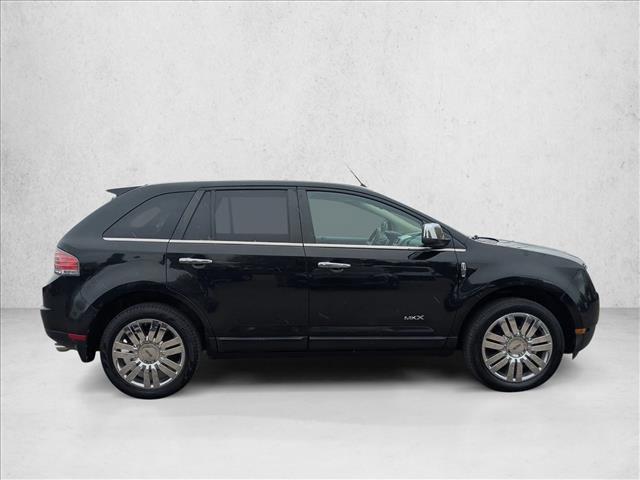Photo of 2010 Tuxedo Black Metallic Lincoln MKX