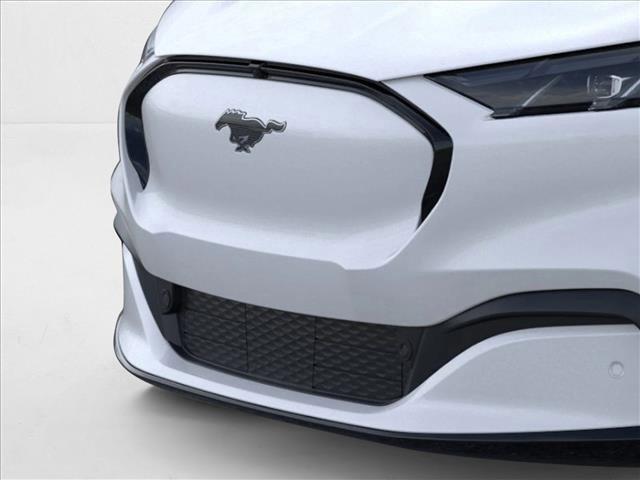 Photo of 2025 Star White Metallic Tri-Coat Ford Mustang Mach-E