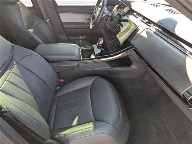 Photo of 2025 Charente Gray Prem Land Rover Range Rover Sport