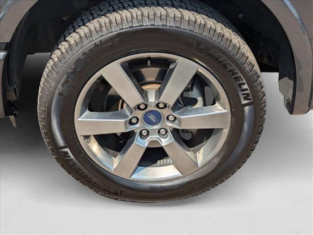 Photo of 2015 Magnetic Metallic Ford F-150