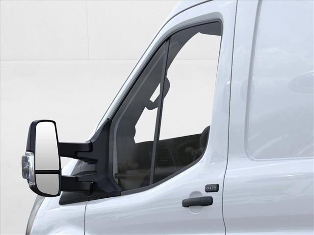 Photo of 2025 Oxford White Ford Transit-250
