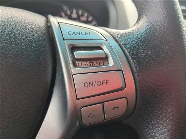 Photo of 2015 Super Black Nissan Altima