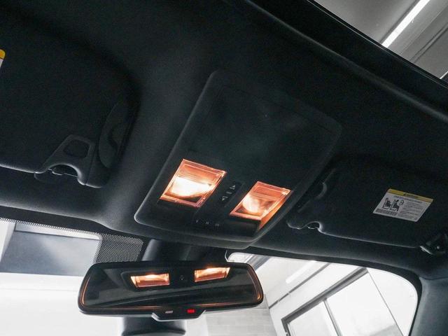 Photo of 2022 Sinamon Stick Dodge Challenger