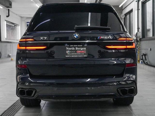 Photo of 2023 Carbon Black Metallic BMW X7