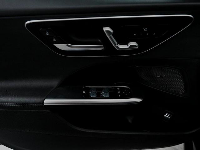 Photo of 2022 Black Mercedes-Benz C-Class