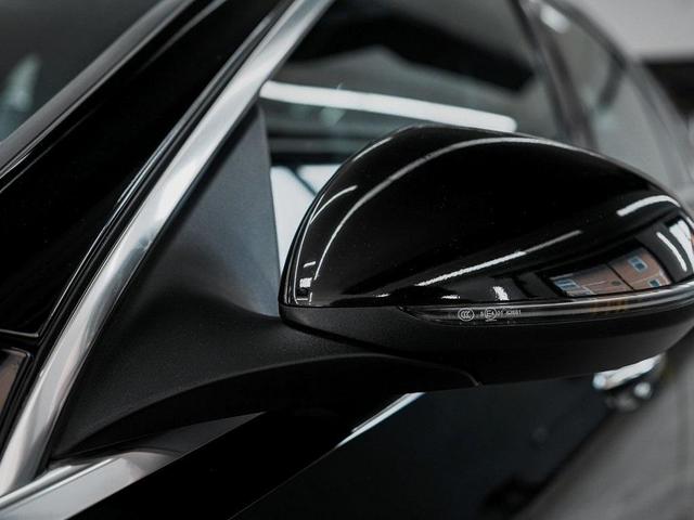 Photo of 2022 Black Mercedes-Benz C-Class