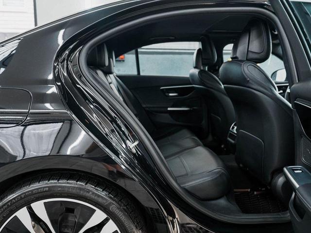 Photo of 2022 Black Mercedes-Benz C-Class