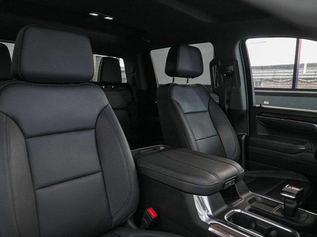 Photo of 2024 Onyx Black GMC Sierra 1500