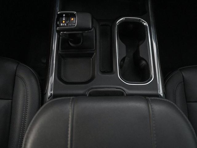 Photo of 2024 Onyx Black GMC Sierra 1500