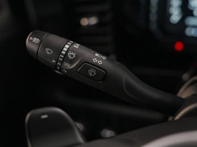 Photo of 2024 Onyx Black GMC Sierra 1500