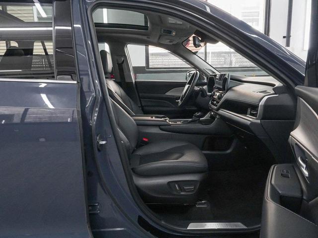 Photo of 2024 Storm Toyota Grand Highlander