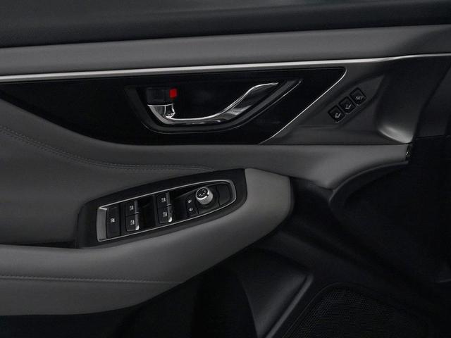 Photo of 2020 Ice Silver Metallic Subaru Legacy