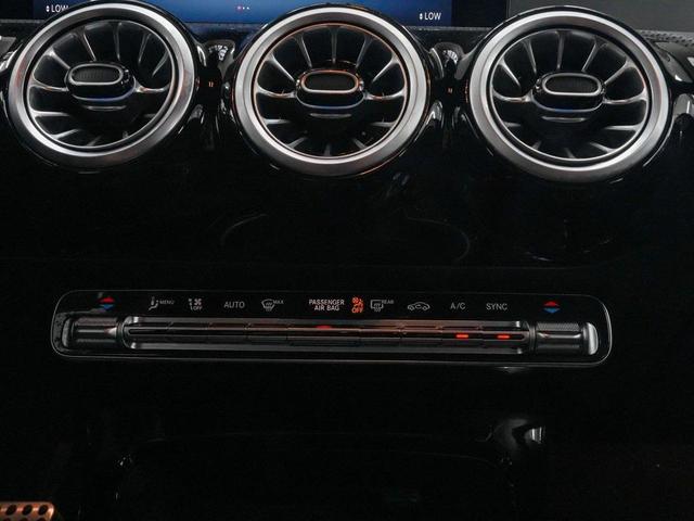 Photo of 2024 Polar White Mercedes-Benz CLA 250