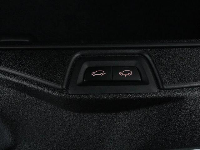 Photo of 2022 Mineral White Metallic BMW X7