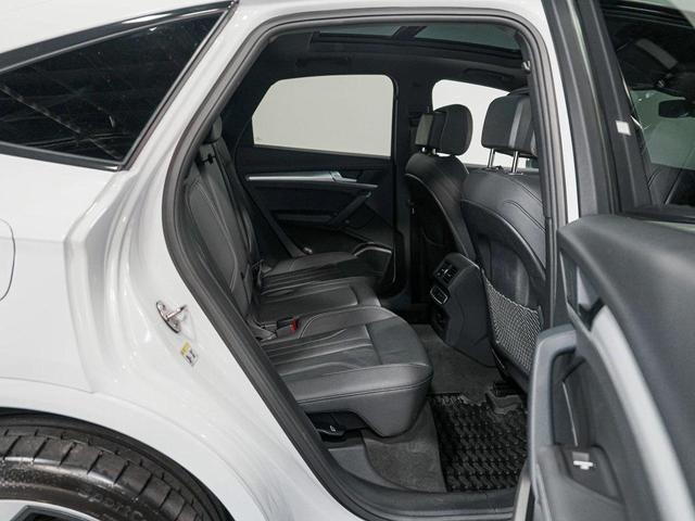 Photo of 2023 Glacier White Metallic Audi Q5