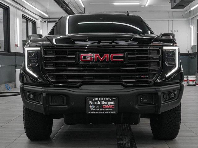 Photo of 2024 Onyx Black GMC Sierra 1500