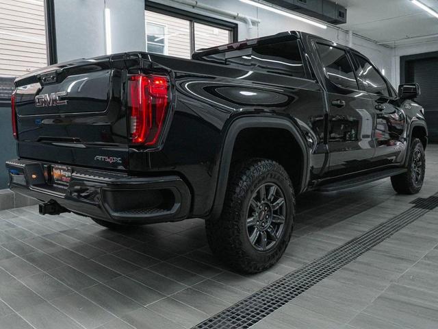 Photo of 2024 Onyx Black GMC Sierra 1500