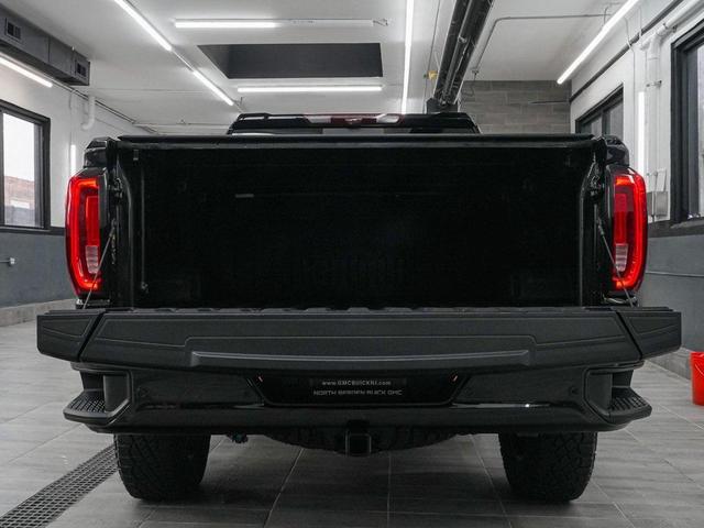 Photo of 2024 Onyx Black GMC Sierra 1500