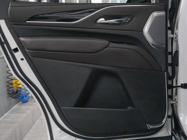 Photo of 2023 Crystal White Tri-Coat Cadillac Escalade