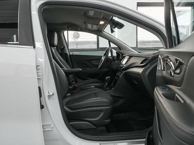 Photo of 2022 Summit White Buick Encore
