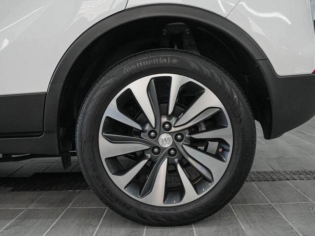 Photo of 2022 Summit White Buick Encore