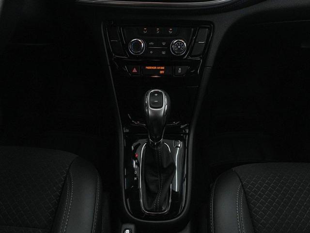 Photo of 2022 Summit White Buick Encore